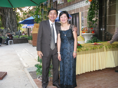 Family > 2008 > 20080112 ThuyHaWedding2