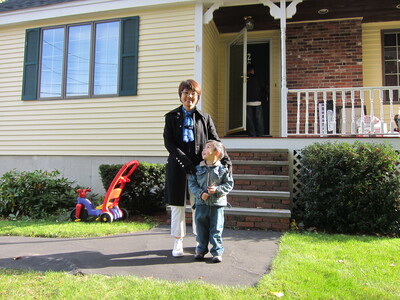 Family > 2010 > 20101019 NhiVisit 118 1020